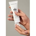 thumbnail image 3 of Crema de manos Alo Restorative Nourishes Hidrata 75 ml, 3 of 6