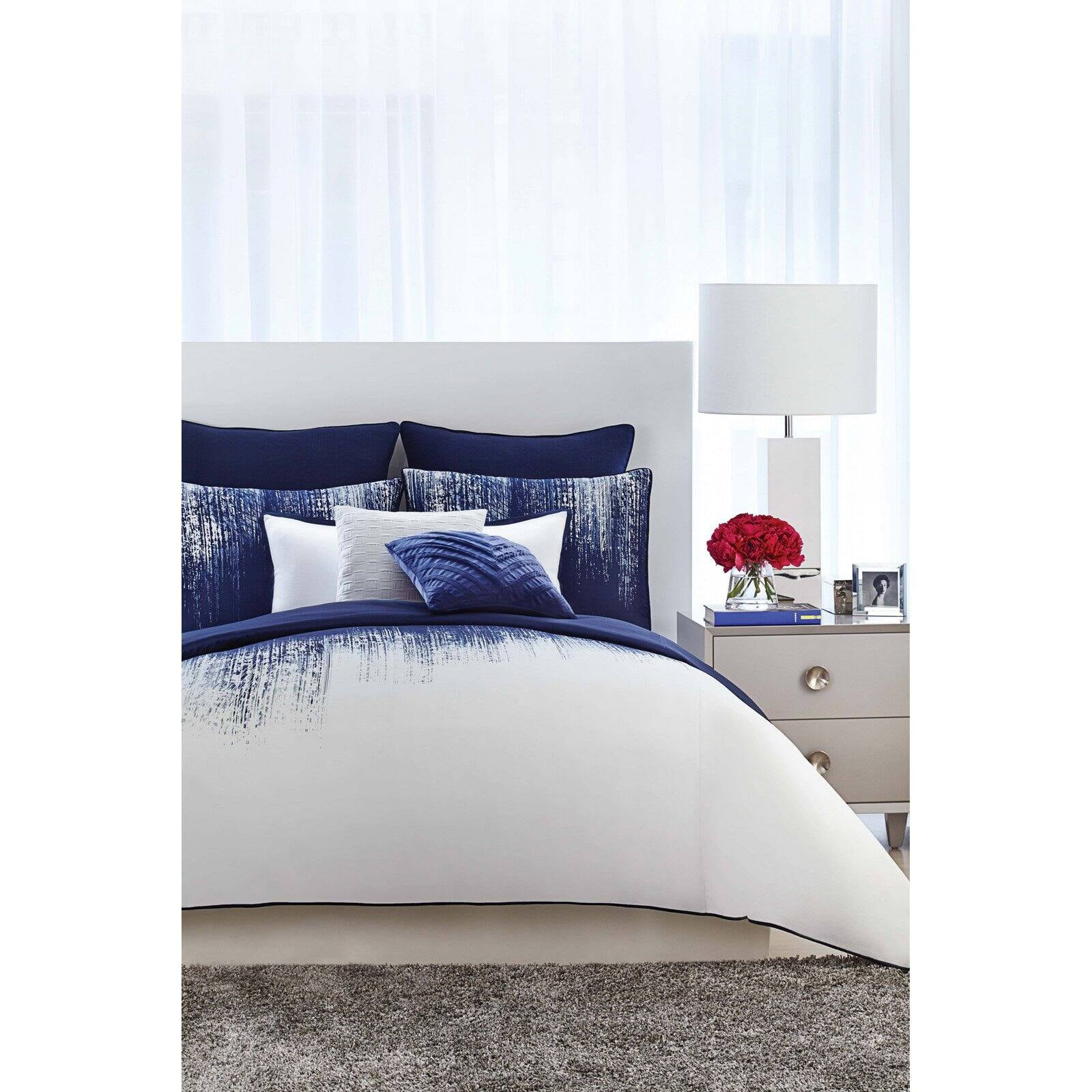 vince camuto white comforter