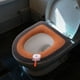 thumbnail image 4 of Asiento de inodoro para decoración del hogar, grueso y con asa, para invierno, lavable, de punto, para baño, 4 of 6