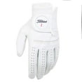 thumbnail image 1 of Guante de actividad deportiva Titleist Perma-Soft para hombre, modelo regular, 1 of 4