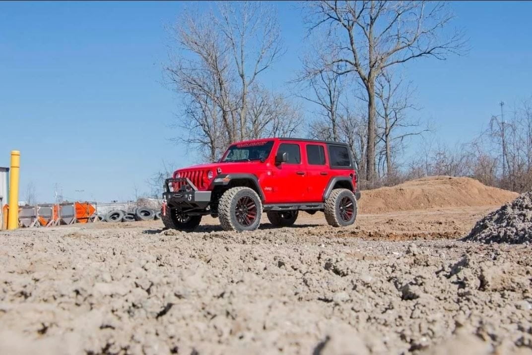 Rough Country 3.5" Lift Kit for 2018-2023 Jeep Wrangler JL Unlimited - 65531