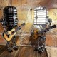 thumbnail image 2 of Lámpara de robot con micrófono de estilo retro USB que sostiene la guitarra con luz, decoración vintage para el hogar, 2 of 2