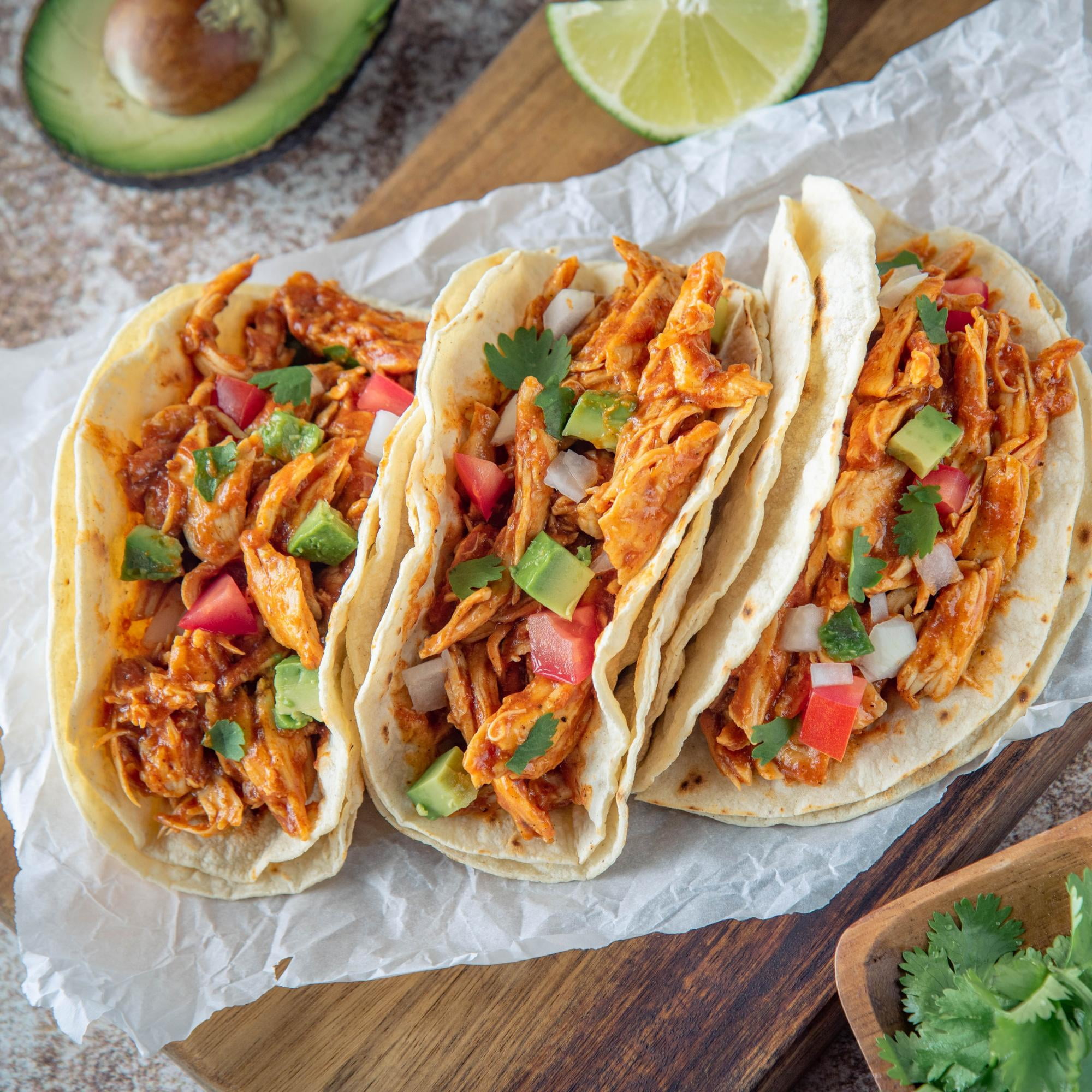 (6 pack) Saucy Lips Ready-To-Eat Fajita Shredded Chicken, Shredded & Seasoned, 42g Protein, 8 oz Pouch