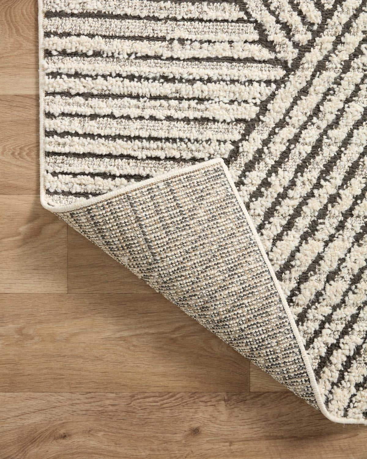 Loloi Fabian Charcoal / Ivory 7'-10" x 10' Area Rug