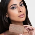 thumbnail image 3 of Paleta de sombras de ojos Urban Decay Naked2 Basics, 6 tonos, 3 of 9