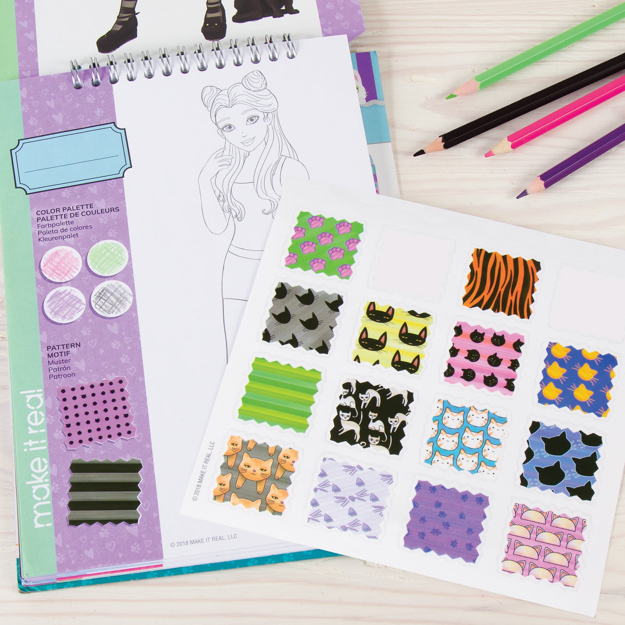 Make It Real: Fashion Design Sketchbook: Blooming Creativity - Includes 90  Stickers & Stencils, Draw Sketch & Create, Fashion Coloring Book, Tweens 