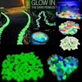 thumbnail image 2 of 100 Uds. Piedras luminosas que brillan en la oscuridad, guijarros brillantes para pasarelas al aire libre, decoración de jardín, pecera, rocas de guijarros, 2 of 5