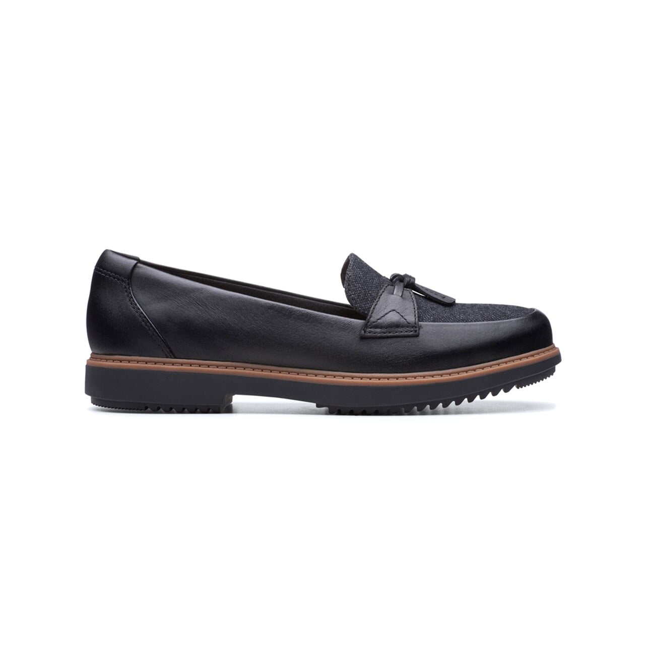 Clarks 26147365: Women's Raisie Foster Black Leather Loafer -