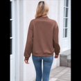 thumbnail image 4 of Chaqueta Informal de Mujer con Cuello Alto y Cremallera, Ideal para Otoño. Conjuntos con Bolsillos. Caqui M, 4 of 10