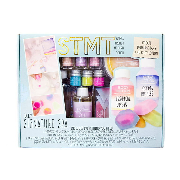 STMT SIGNATURE SPA - The Toy Insider