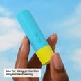 thumbnail image 4 of Bálsamo labial eos Natural SPF 15, piña y coco, resistente al agua, 4 of 7