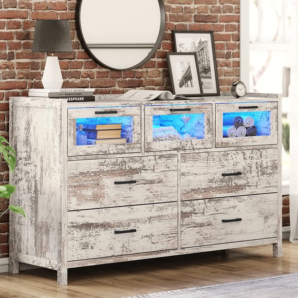 Wooden Horizontal Dresser with 7 Drawer and LED Lights,Bedroom Chests