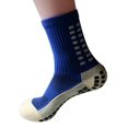 thumbnail image 4 of CAROOTU une Paire de Chaussettes de Soccer Antidérapantes pour Course Athlétique, 4 of 6