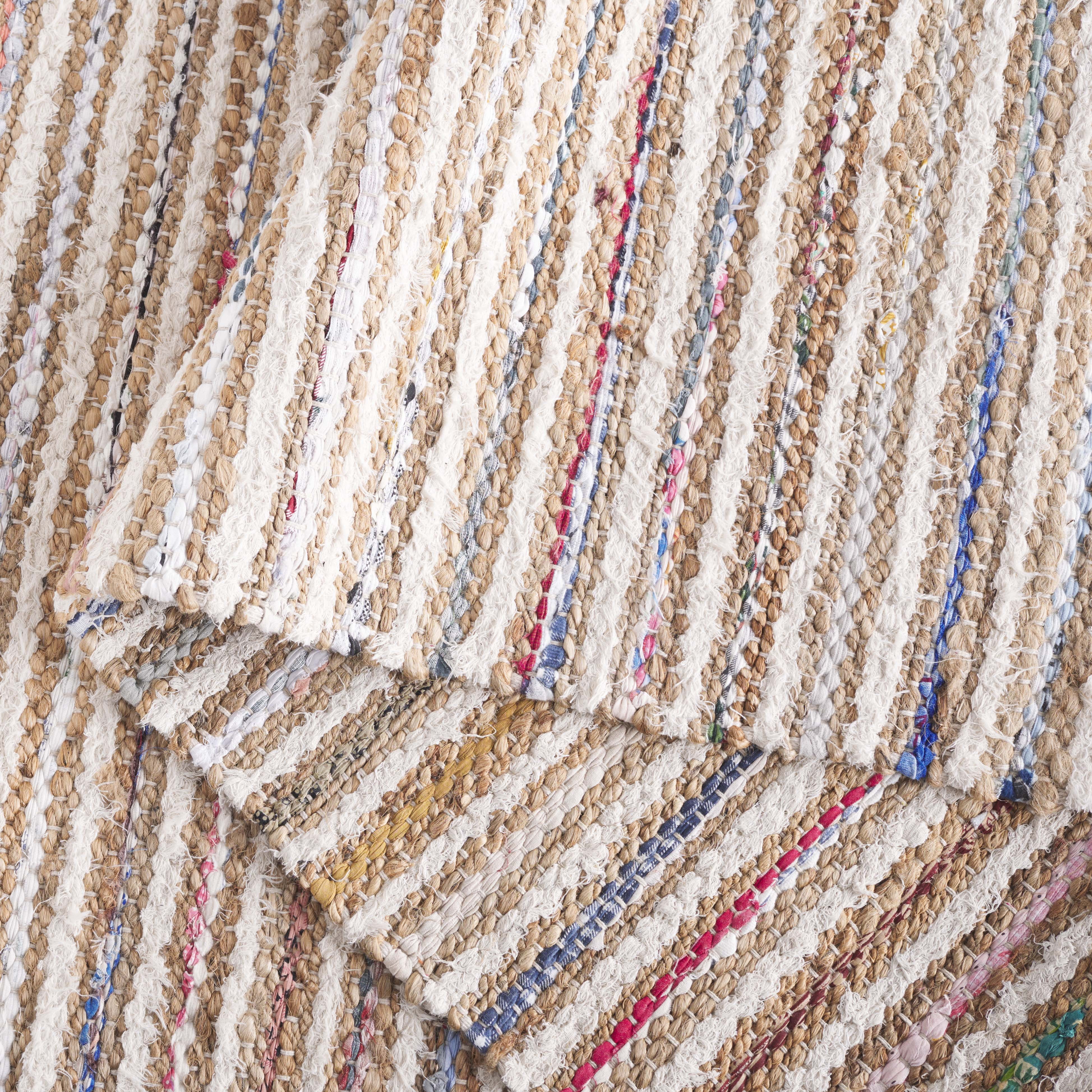 SAFAVIEH Cape Cod Jacinth Striped Area Rug, Natural/Rust, 6' x 6' Square