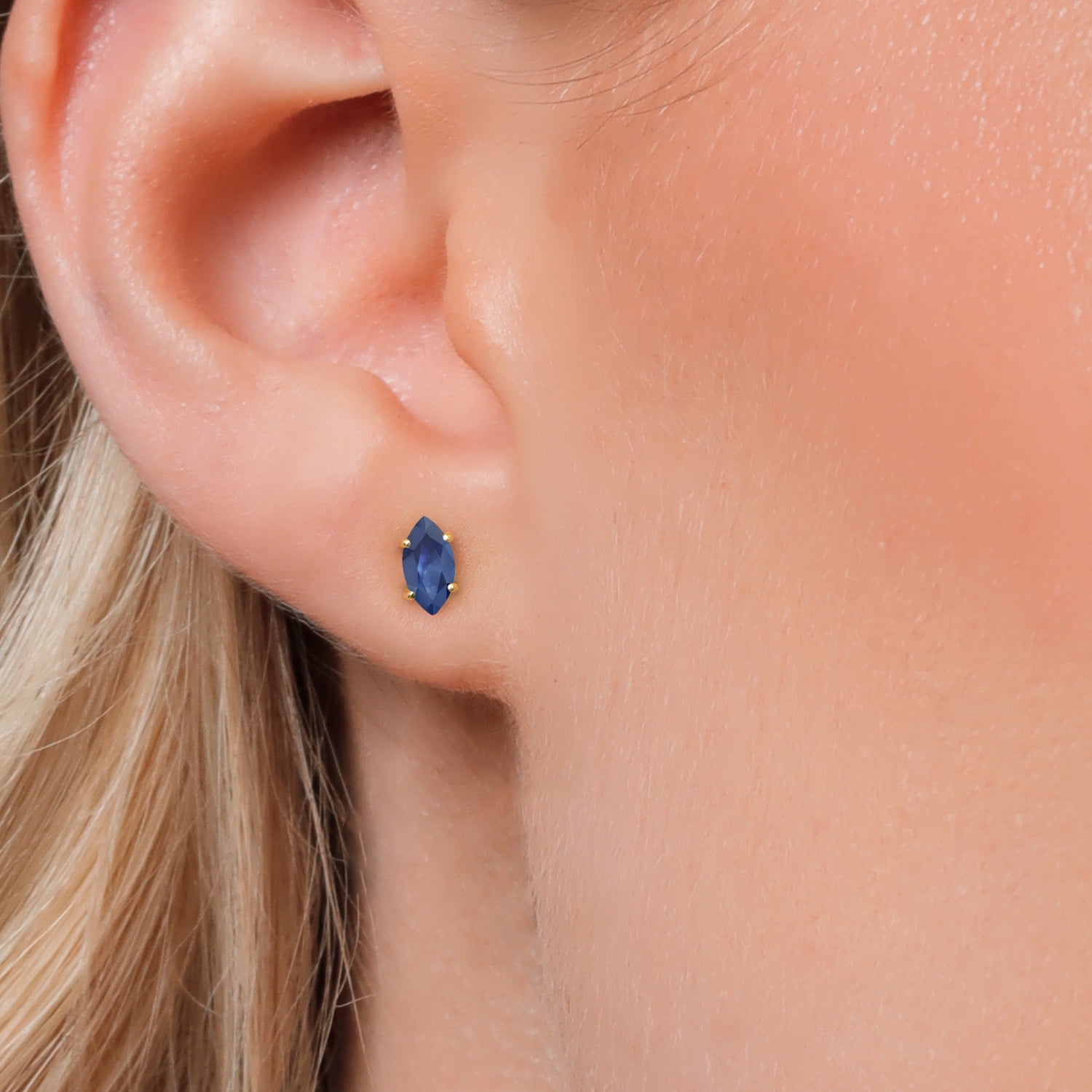 Gem Stone King 14K Yellow Gold Blue Sapphire Doble Notch Stud Earrings for Women Men | 1.26 Cttw | Gemstone September Birthstone | Marquise 8X4MM