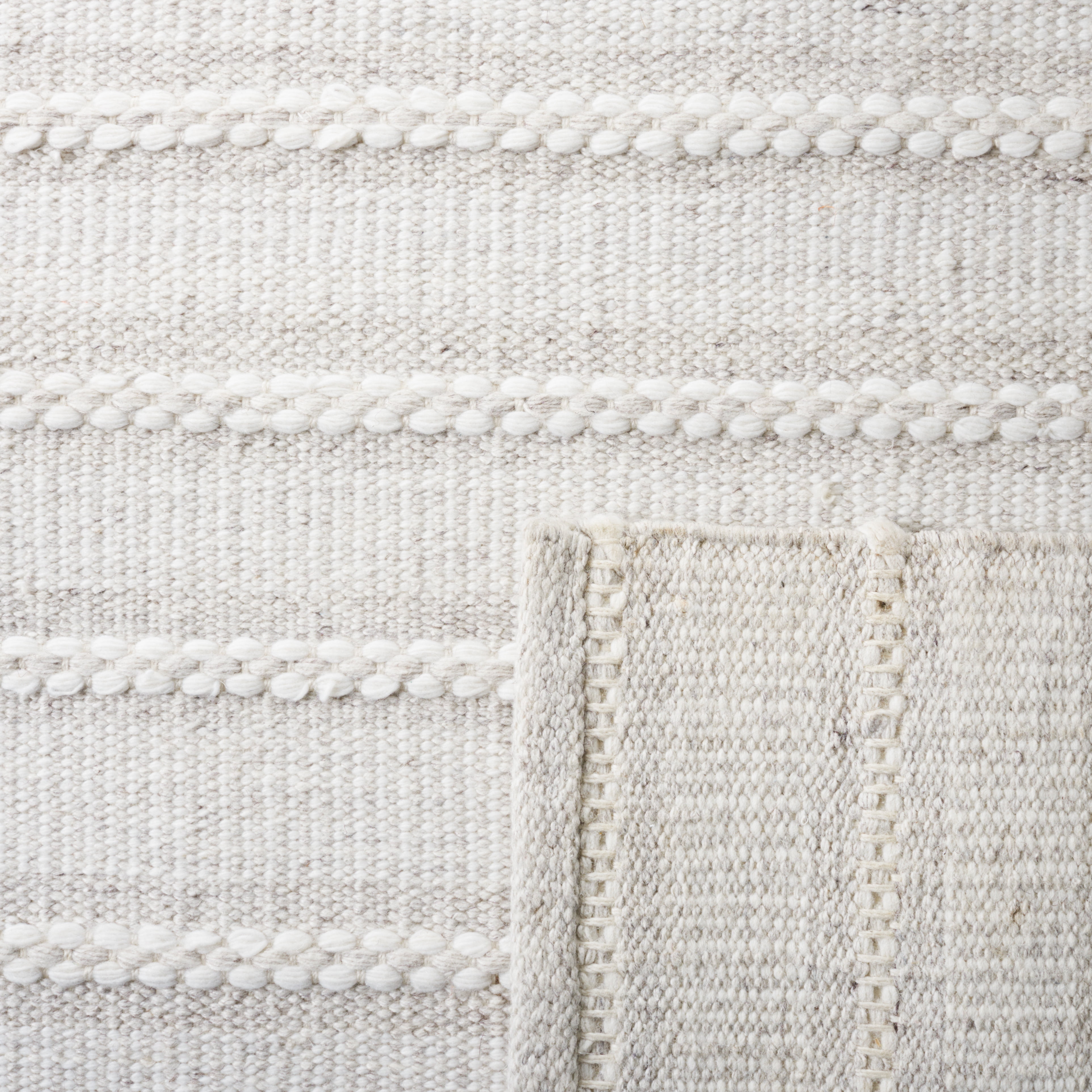 Safavieh Kilim Mayra Striped Polyester Area Rug, Light Gray/Ivory, 3' x 5'
