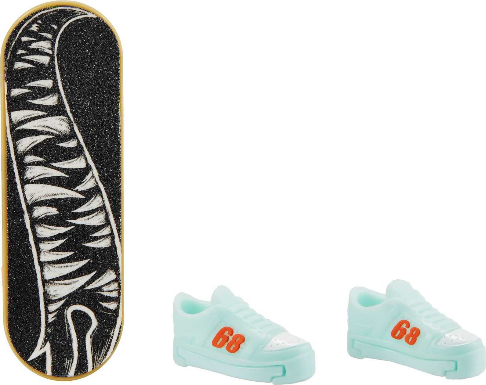 Hot Wheels Skate Tony Hawk Fingerboard & Skate Shoes, Toy for Kids (Styles May Vary)