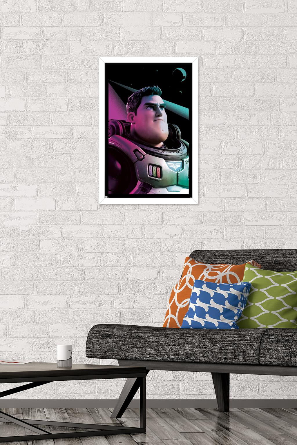 Disney Pixar Lightyear - Buzz Wall Poster, 14.725" x 22.375" Framed
