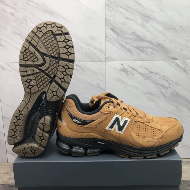 New Balance 2002R Active Lifestyle Sneakers 'Tobacco' M2002REI Mens Size 7.5