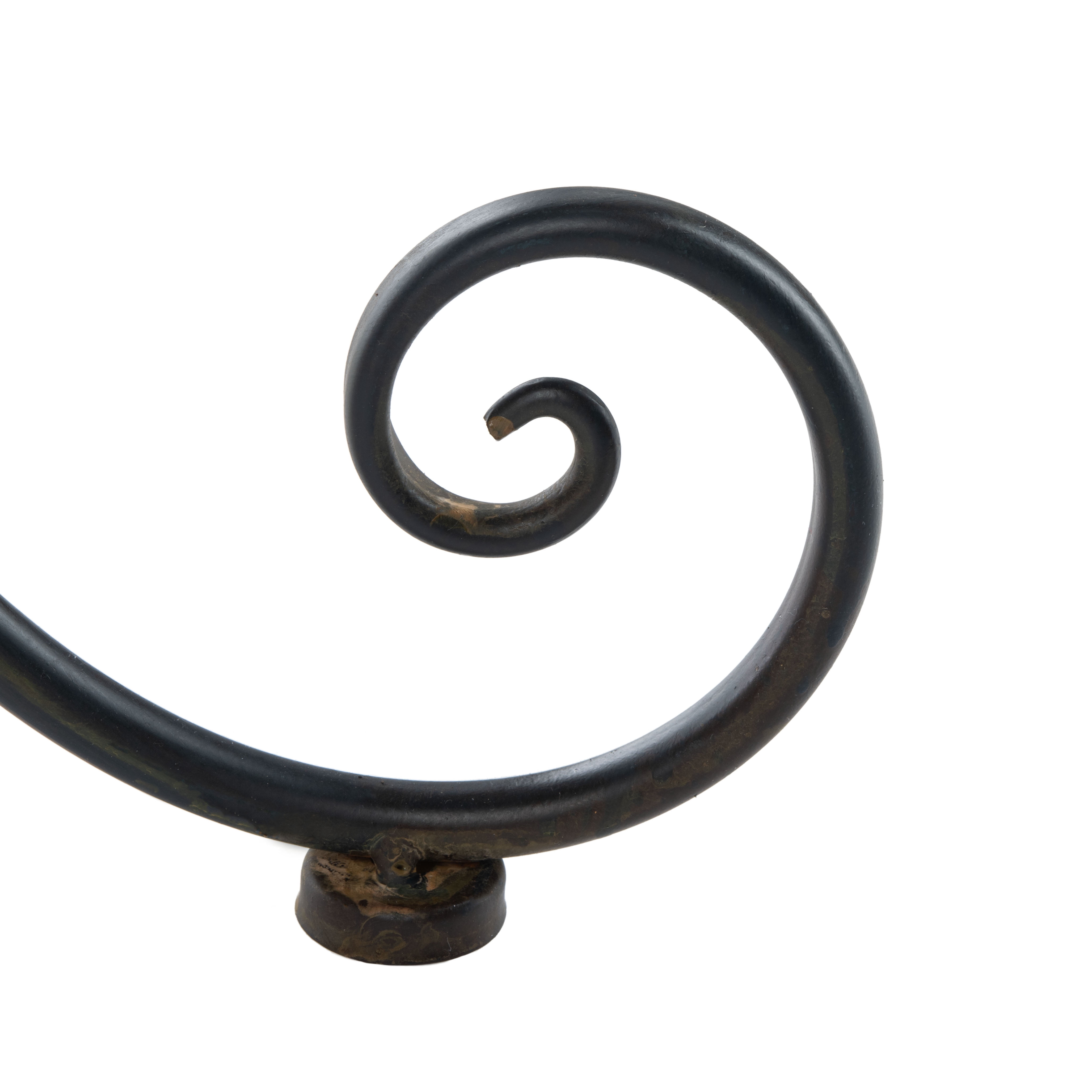 SAFAVIEH Hendrick Solid Outdoor Patio Planters, Black Rust, Set of 2