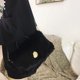 thumbnail image 3 of Bolso de marca de lujo para mujer, bolso de mano de piel de felpa de gran capacidad para otoño e invierno, bolso cruzado de un solo hombro con personalidad a la moda, 3 of 5