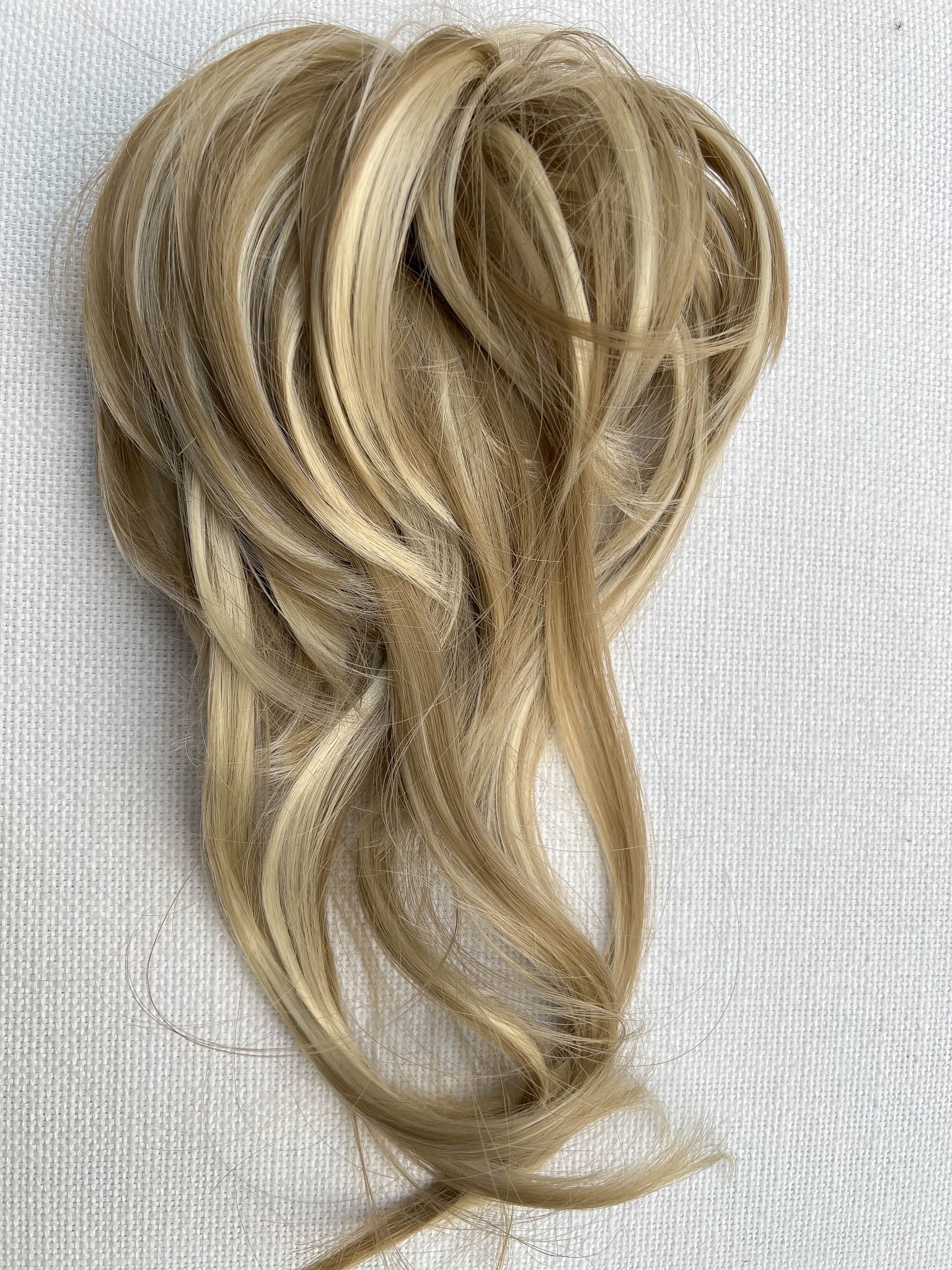 Apexhairs Messy Bun Hairpiece Chignon Curly Hair Bun Scrunchie Updo with Bangs Real Hair Bun
