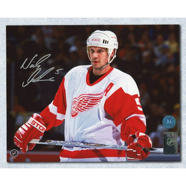 Nicklas lidstrom sale autograph