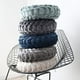 thumbnail image 4 of Nvzi Cojín redondo relleno, cojines de terciopelo, almohada redonda plisada, cojín decorativo para el hogar, sofá, silla, cama, decoración de coche 1, 4 of 5