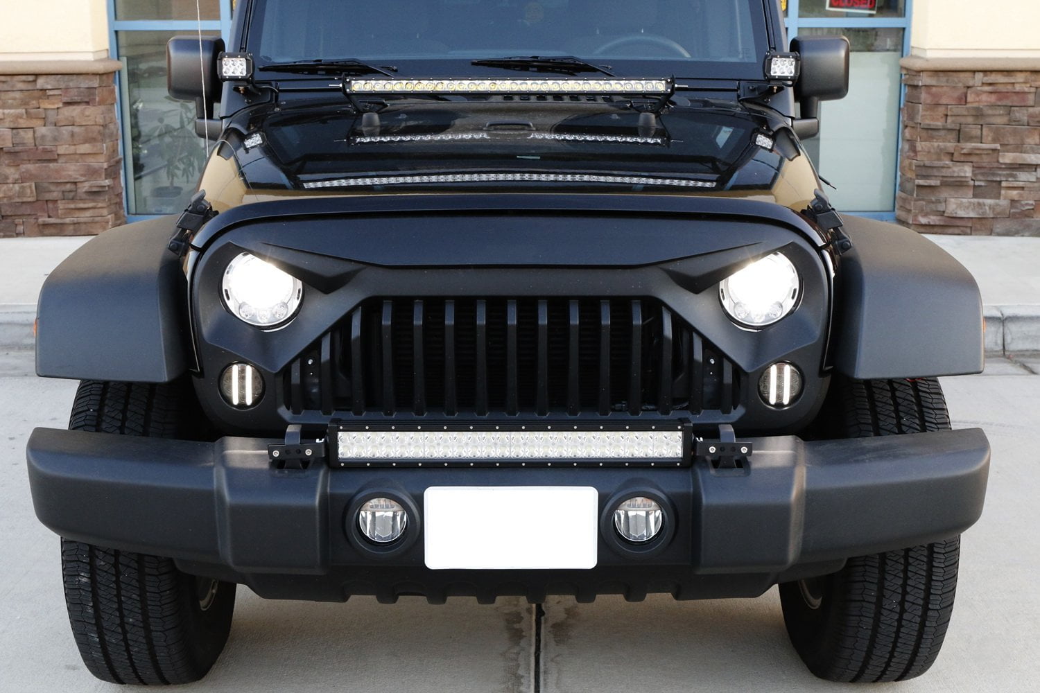2011 Jeep WRANGLER UNLIMITED 4DR Passenger side WITH install kit Post mount spotlight 6 inch -Chrome 100W Halogen 