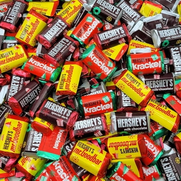 Hersheys Holiday Miniatures Assortment - Christmas Milk Chocolate, Krackel, Special Dark And Mr.Goodbar - Individually Wrapped Bulk Candy In Festive Holiday Foils - 4 Pound (Pack Of 1)