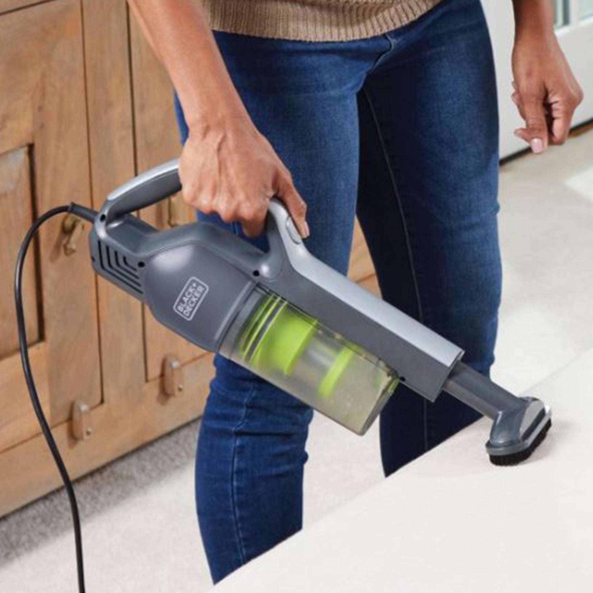 BLACK+DECKER 3-In-1 Upright, Stick & Handheld Vacuum Cleaner with Washable  HEPA Filter, Powerful Corded 480-Watt Motor, Ultra Lightweight with Crevice  Tool & Small Brush Attachments, Gray (BDXHHV005G) : Everything Else 