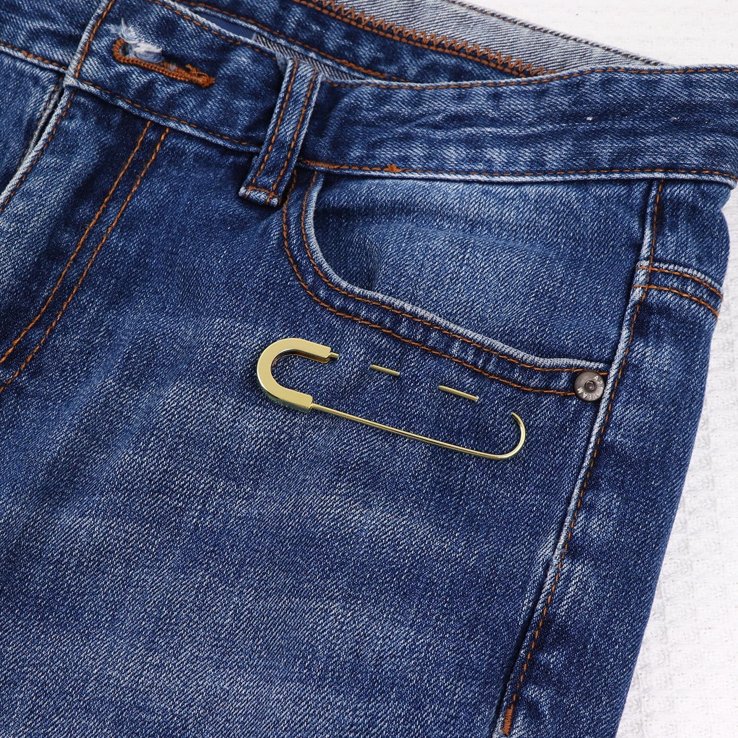 ABPETE Extra Large Safety Pins Heavy Duty 3 Inch-20 PCS Coilless Pins Sewing Pin Brooches-Giant Gold Safety Pins Jumbo for Quilting, Clothes,Jewelry,Shawls, Crochet,Decorative(Pale gold-20pcs)