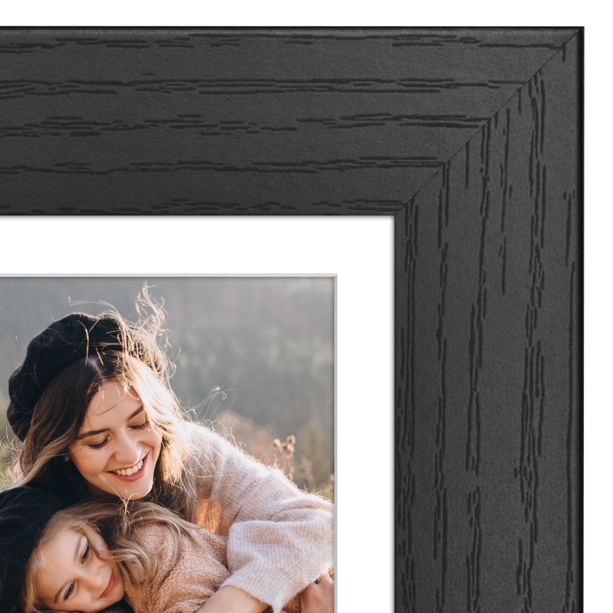 Americanflat 5x7 Picture Frame with Shatter-Resistant Glass with 4x6 Mat Display Photo Hudson Wide - Black