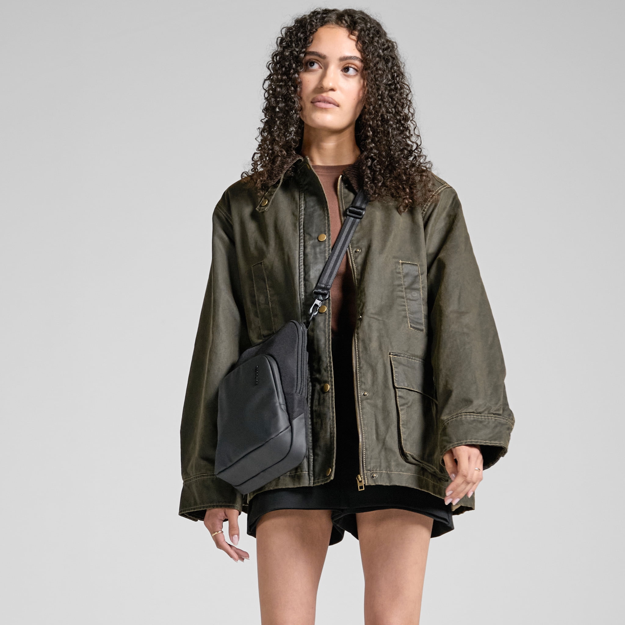 Incase A.R.C. Crossbody Bag - Smoked Ivy (PC)