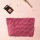 thumbnail image 4 of Bolso Cosmético Tejido de Lana con Bloque de Color a Rayas, Verde Rojo, Poliéster, Gran Capacidad 25x17x6cm, Estuche para Lápices Portátil Multifuncional, 4 of 8