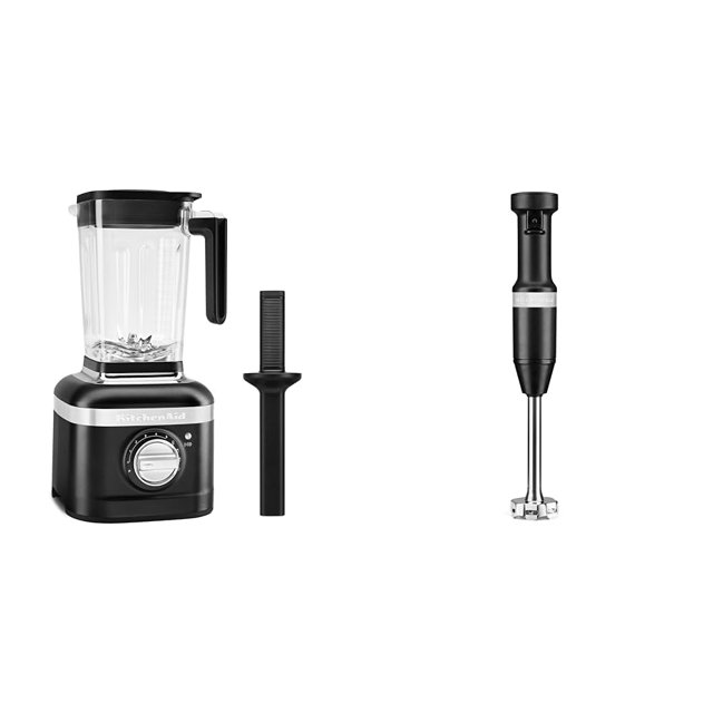 licuadora kitchenaid k400 de velocidad variable ksb4028 negra mate con base y perilla frontal de control, jarra acanalada de 56 oz con tapa y empuñadura, empujador incluido y batidora de mano con brazo desmontable de 8 pulg y hoja de 4 puntas; apta también para preparar sopas y purés individuales.