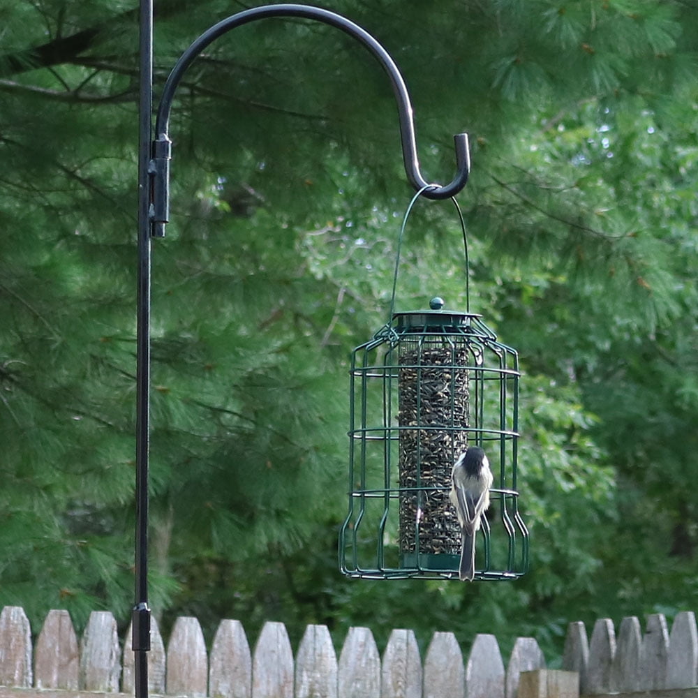 Sunnydaze Outdoor Green Wire Squirrel Proof Cage Hanging Birdfeeder by Sunnydaze Decor