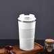 thumbnail image 1 of Taza de viaje de acero inoxidable con cubierta de cuero, taza de café aislada de 15 oz, tapa abatible a prueba de fugas, 12 horas caliente/fría, vaso de negocios portátil para hombres y mujeres, 1 of 7