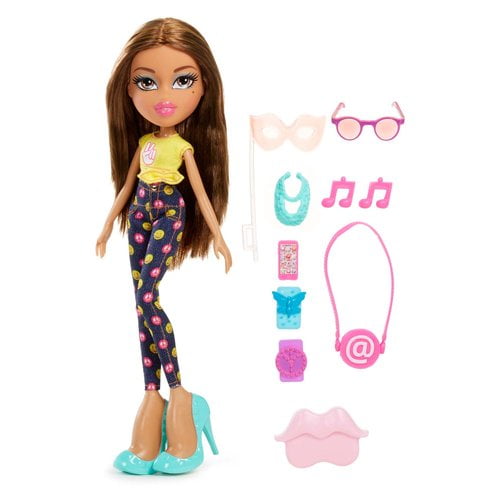 Bratz #SelfieSnaps Doll, Yasmin, Great Gift for Children Ages 6, 7, 8 ...