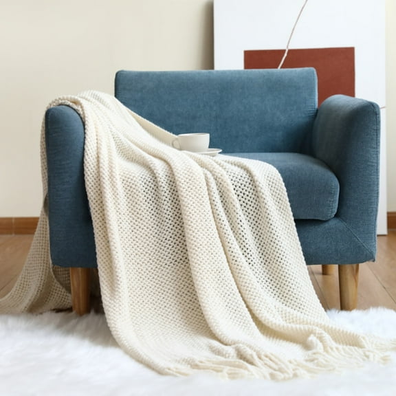 Throw Blanket for Couch, Lightweight Plush Warm Blankets for Bed, Fuzzy Cozy Flannel Blanket Throw for Sofa, Soft Warm Light Weight for Travelling In Spring Summer,50 X 69.29Inch