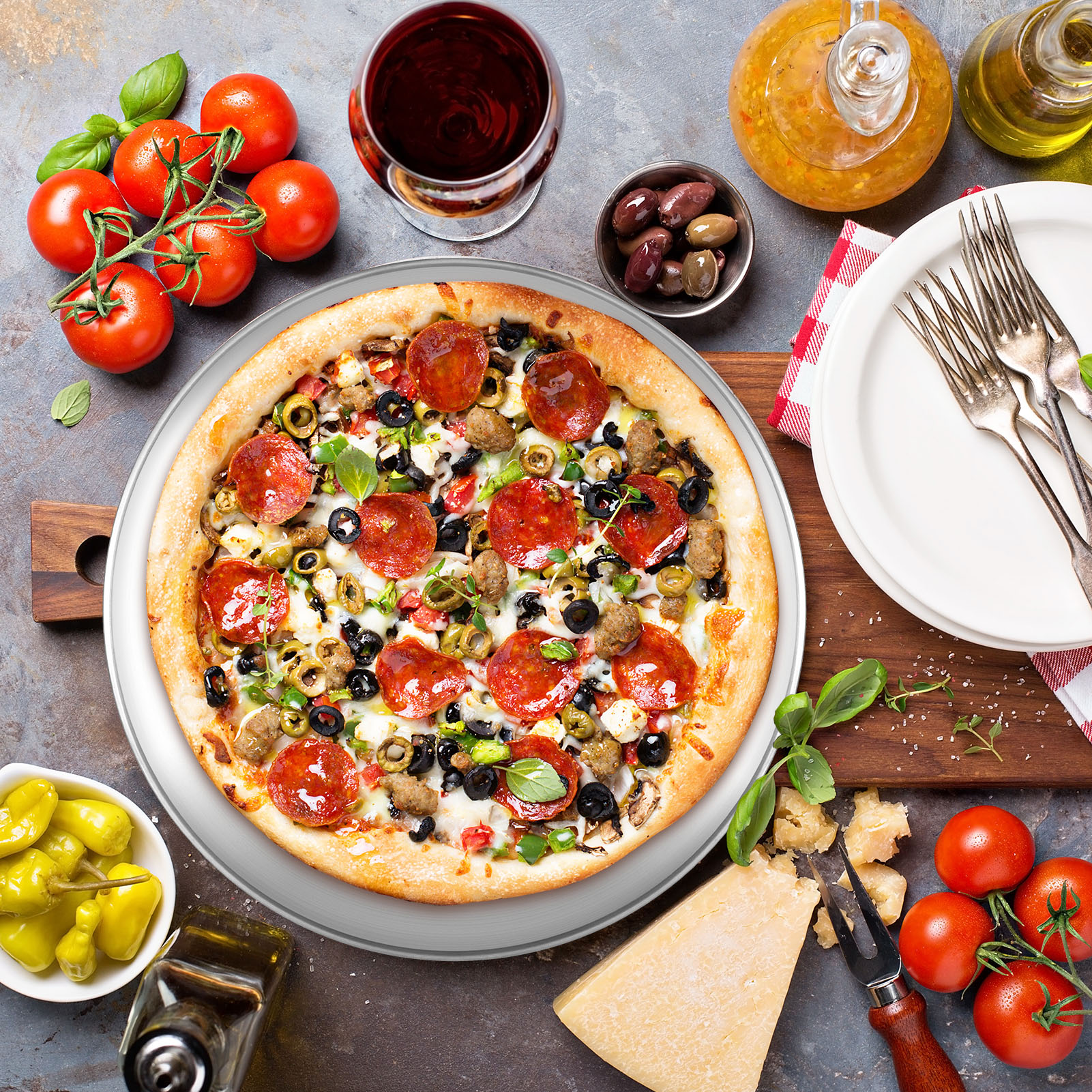LUIISIS 4Pcs Stainless Steel Pizza Pan, Round Pizza Oven Baking Pans Tray, Crisper Pan for Home Restaurant Party, Healthy & Heavy Duty, Dishwasher Safe & Easy Clean
