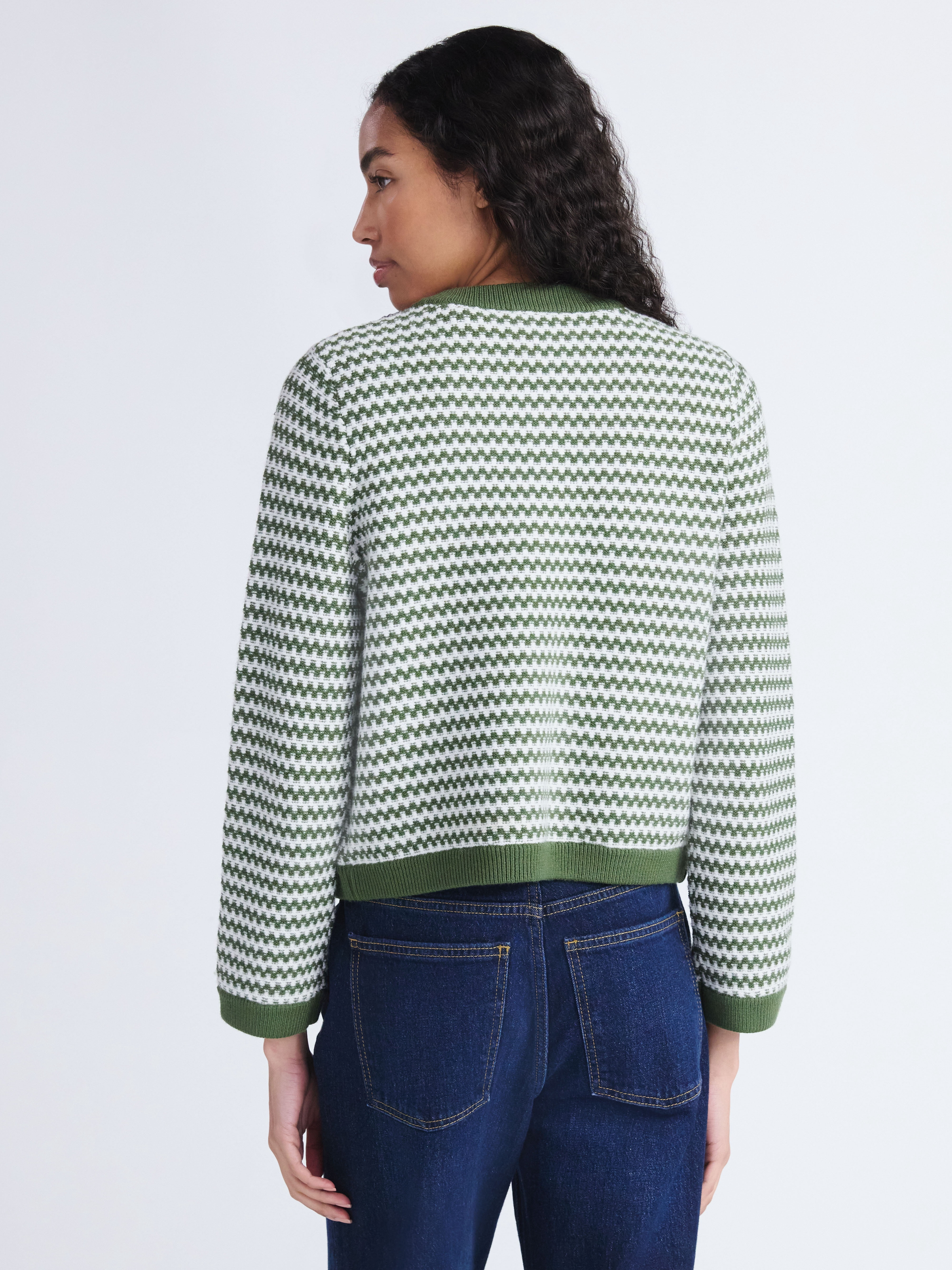 Free Assembly Women's and Women's Plus Textured Cardigan Sweater with Welt Pockets, Lightweight, Sizes XS-4X