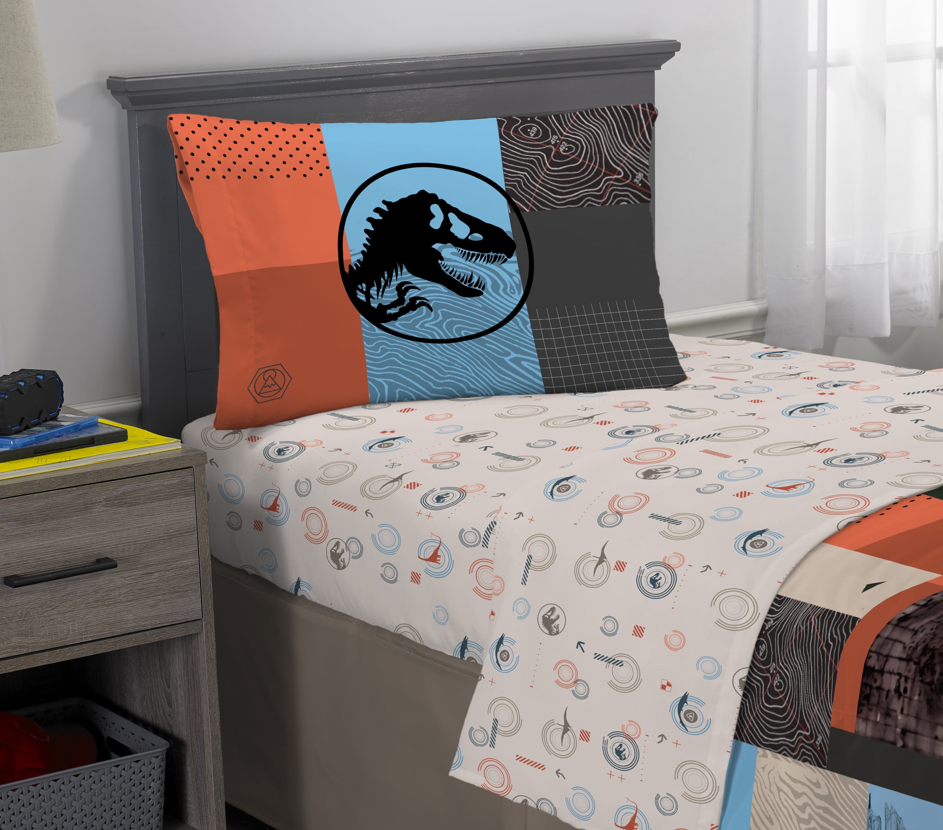 Jurassic World Kids 4 Piece Beige Dinosaur Print Sheet Set, Full