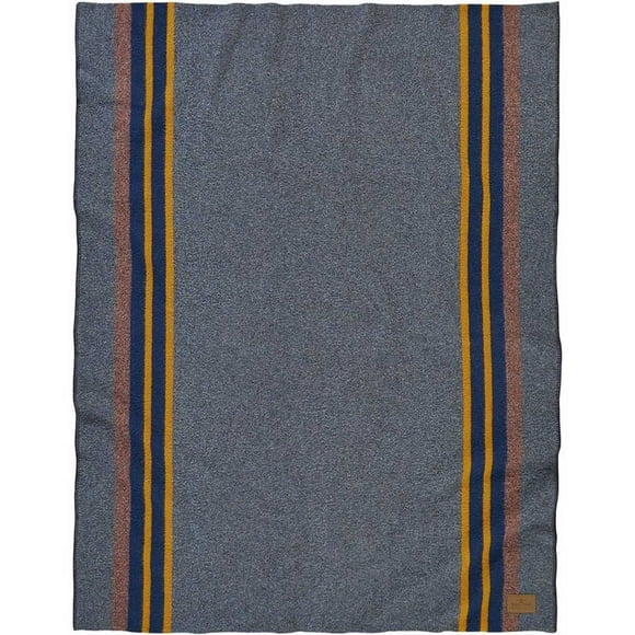 Pendleton Unisex Yakima Camp Throw Blanket, Lake, One Size