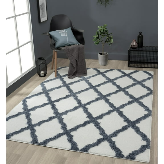United Weavers of America Queensland Geometric, Modern Hand-Made Area Rug, 2' x 3'
