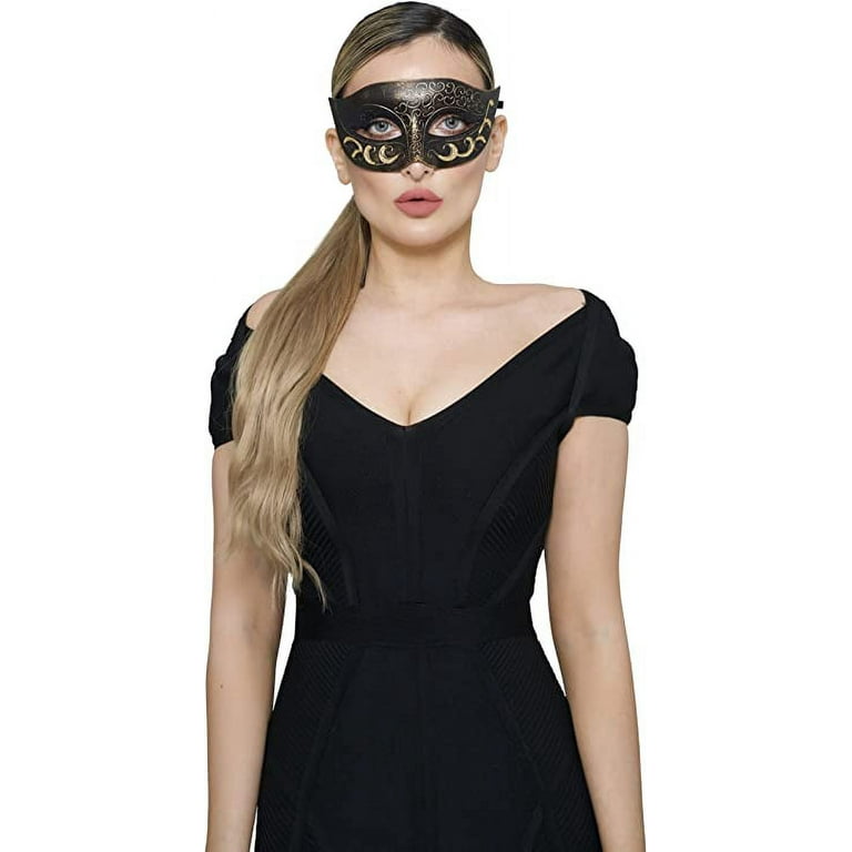 Simple dress top for masquerade party