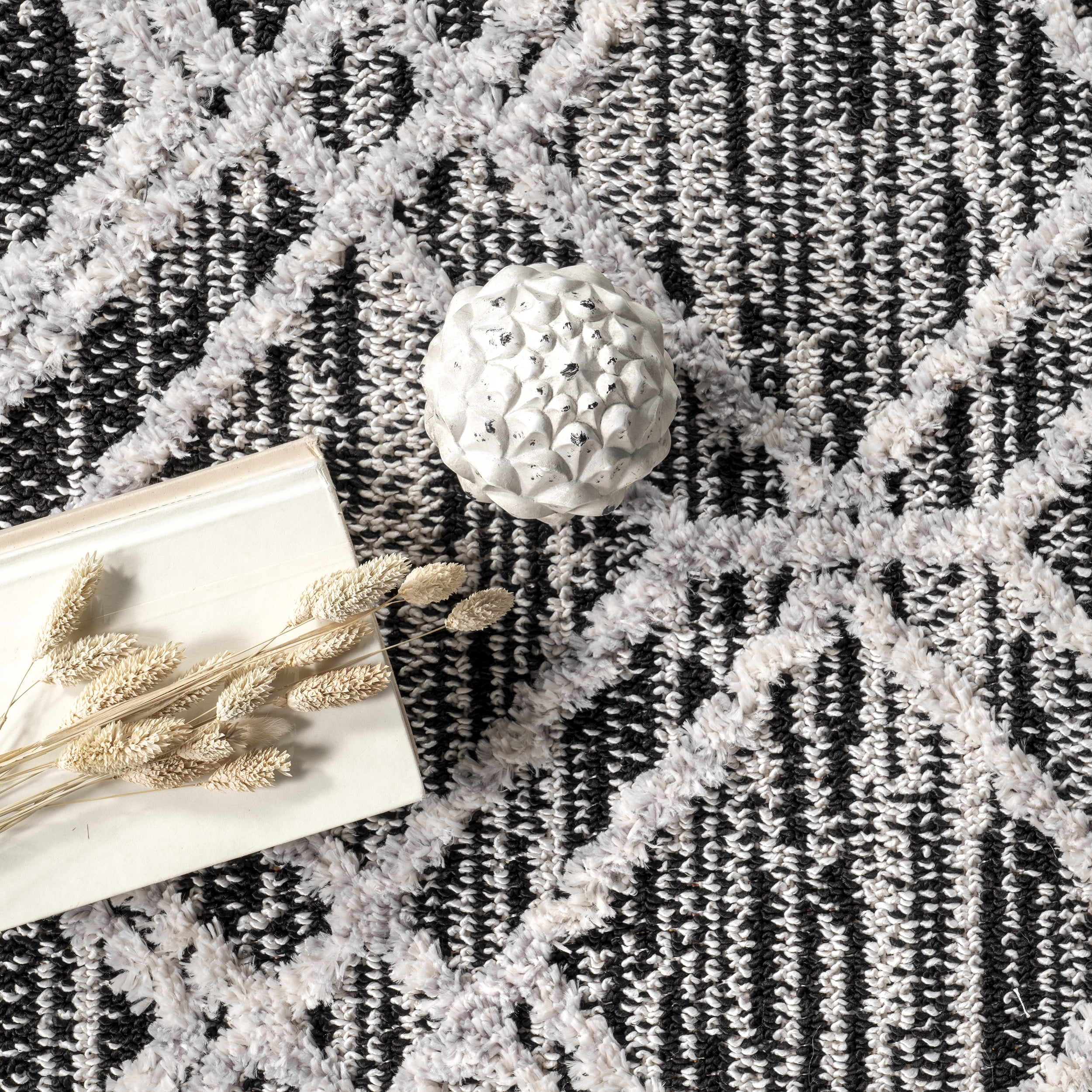 nuLOOM Ansley Moroccan Lattice Tassel Grey 2' x 6' Modern Runner Rug