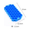 thumbnail image 4 of Juego de 4 bandejas para cubitos de hielo de silicona con tapa, ahorran espacio, apilables, 4 of 5