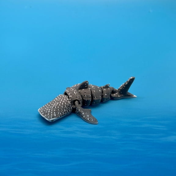 1pc blue 7.5cm 3D Printed Articulated, Highly Realistic Whale Shark Home Decor Figurine