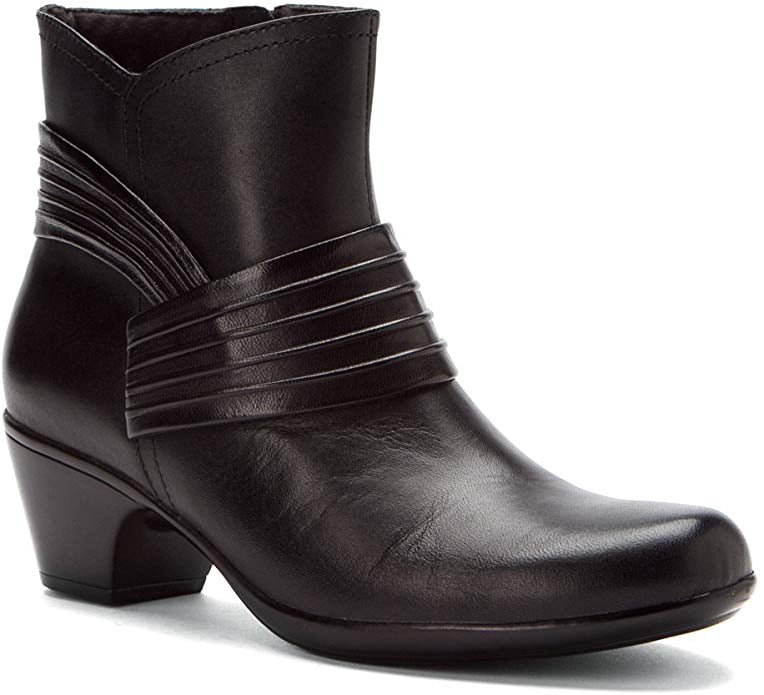clarks ladies ankle boots
